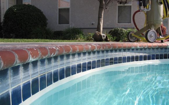 Pool Tile Cleaning Service